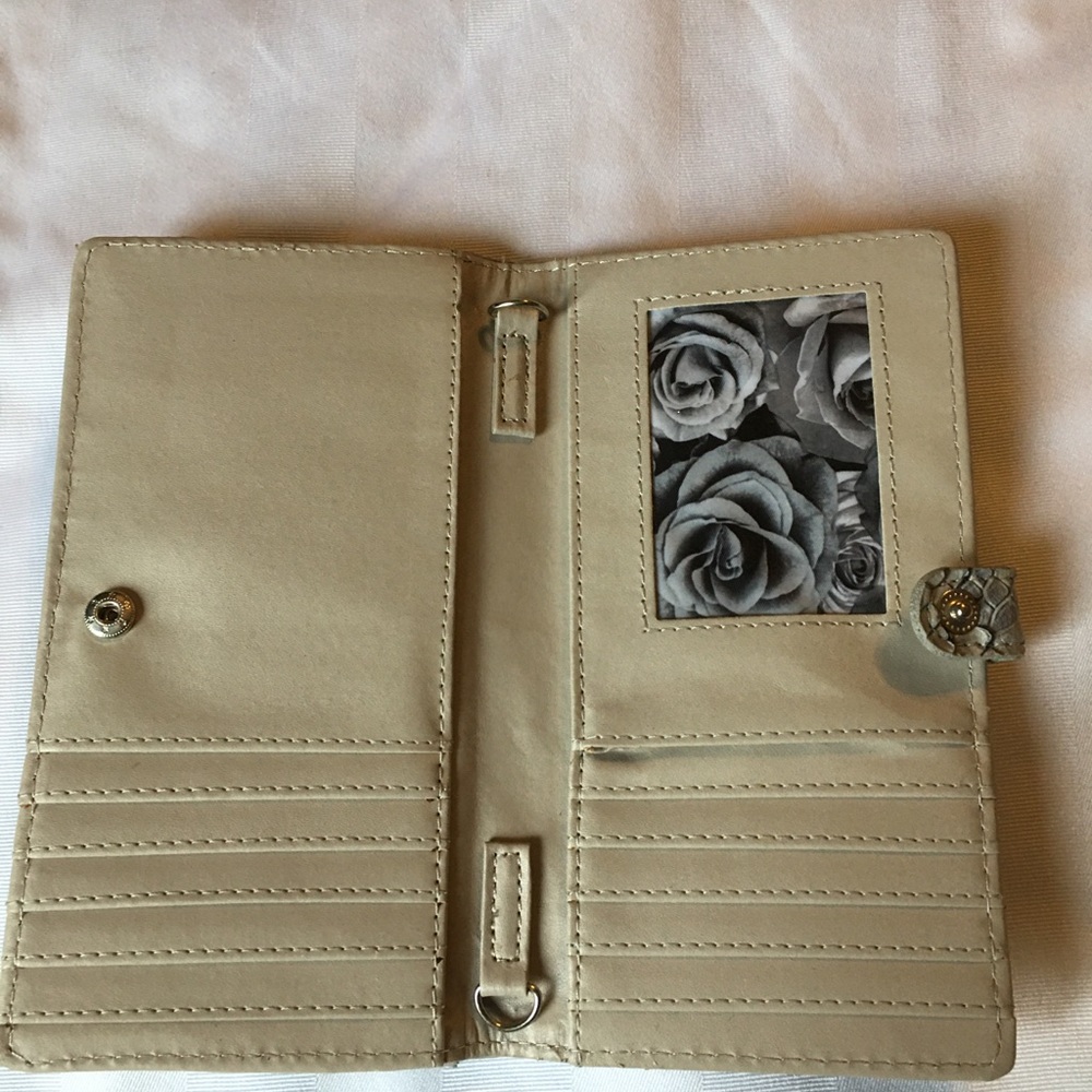 Wallet - Picture 4 of 5